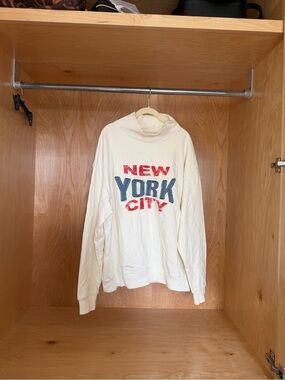 New York City Cream Graphic women’s Sweatshirt